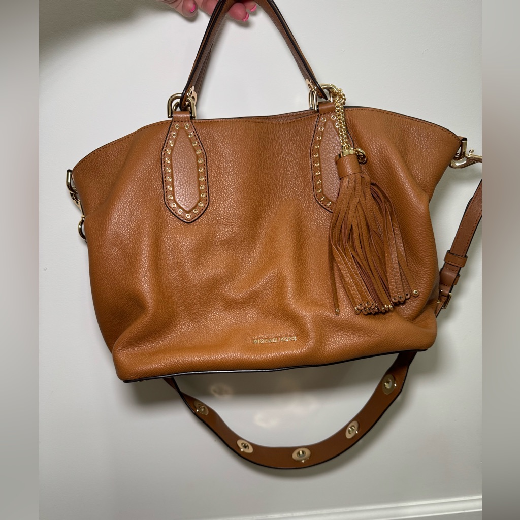 Michael Kors Tan Leather Shoulder Bag With Tassel